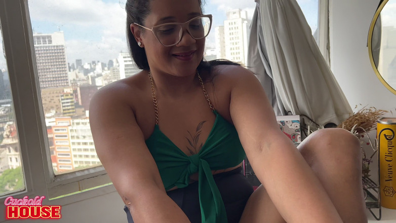 CuckoldHouse: Cewek nakal rambut cokelat ini udah lama sama pria lain...