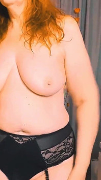 Badan Cantik Saya yang Melengkung