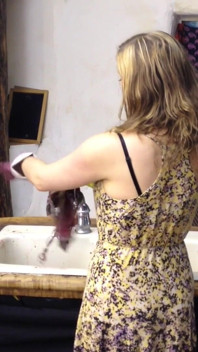 How to tie dye