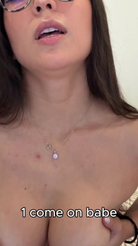 Punheta Guiada - Bate Uma E Deita O Leitinho Para Cima Das Minhas Mamas
