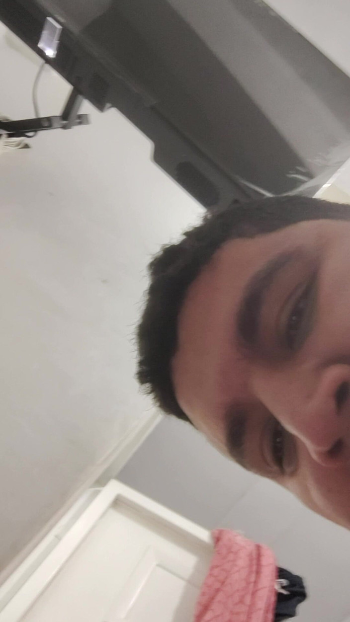Angy Bisexperiences: 我的壮男如此粗暴地摧残我的绿帽奴老公的菊花