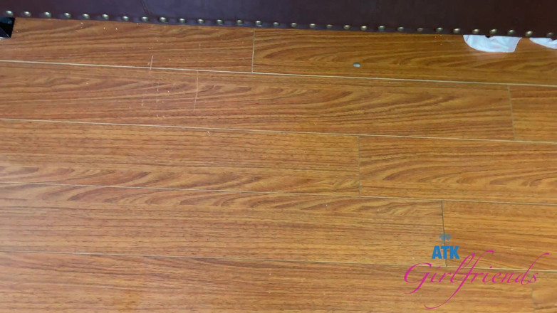 ATK Girlfriends: Virtuální datum