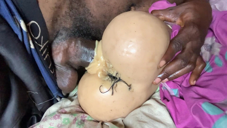 Bangcum8: 大屁股被男人大鸡巴群交的新更新