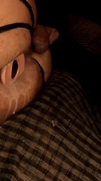 Crossdresser fisting s Buttplug