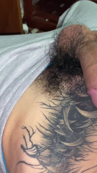 Delicioso masturbação até eu gozar na minha barriga