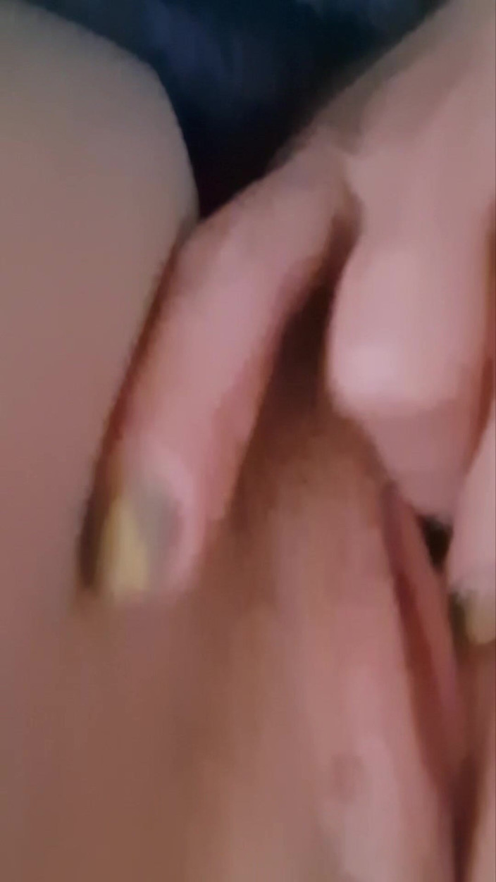 NataKuba: Masturbation and Peeing