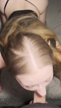 Vyvrcholil do sklenice a vylil se do ní