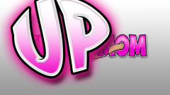 Fill Up My Stepmom: 에이미 케임브리지, 헤어 배다른 아들에게 도움을 요청하다