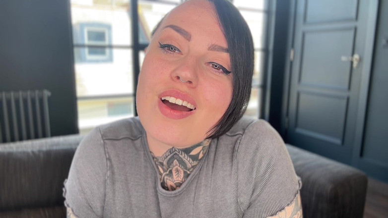 Miss Valentina: Supraviețuiește pe propria-ți spermă