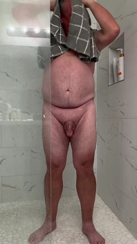 ดูคุณพ่อเลี้ยงอาบน้ำ