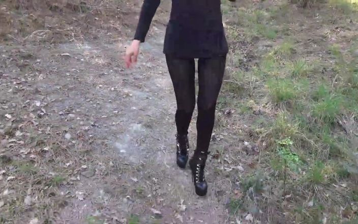 LauraOnHeels: Vysoké podpatky a Procházka v lese