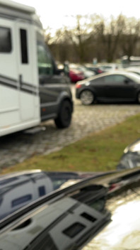 Парковка мастурбує поруч із незнайомцем і закінчується спермою в автобусі