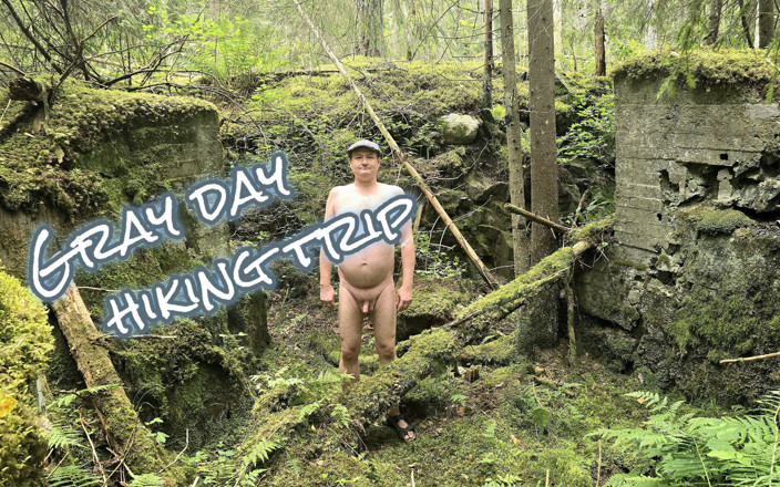 My Nudist Life: 그레이 데이 하이킹