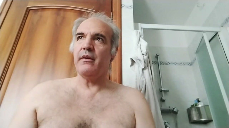 Setesesso7: Mein Gesicht und mein Schwanz und meine Achseln im Vordergrund!