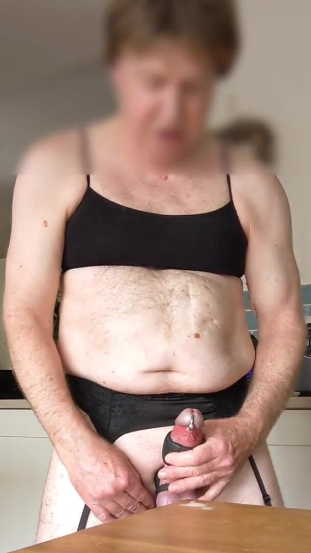 Bellhead: Zpomalená sissy zábava část druhá
