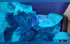 Satin Silk piscia porno - urine e piscio su abito di raso setoso Salwar di infermiera (74)