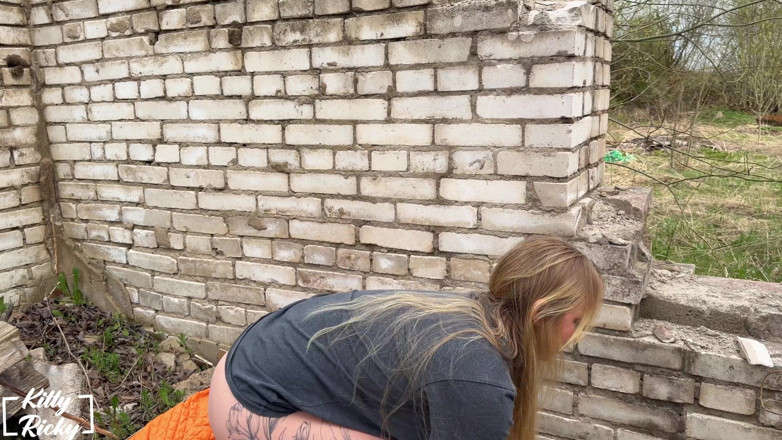 Kelsi69: Utomhus kissa och anal spela röv mot mun