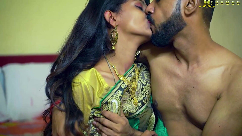 Queen star Desi: Sexy pohledný manžel ošukal svou manželku, když se připravila jít...