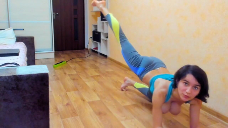 myla_angel: Gymnastycs in Sportwear with Boobs Out
