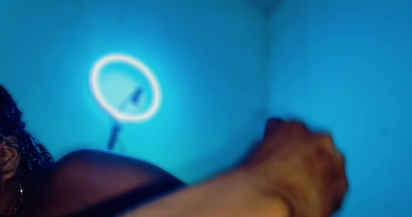 PABLO N3GROBAR: Francuska pokojówka Latina Sub dziwka spust niewolnik