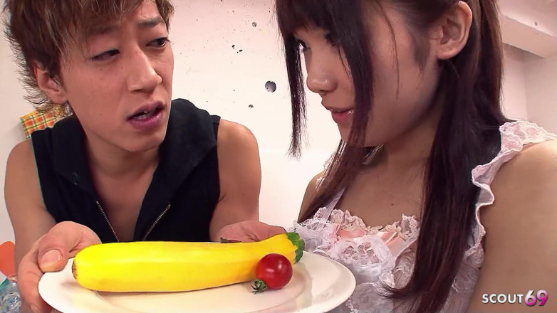 Asian porn collection: Asia Cleaning Lady Teen Seduced by Boss and Fucked in...