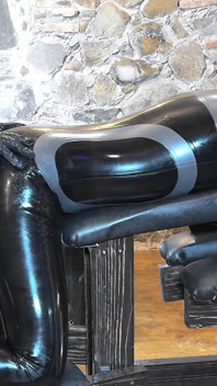en el calabozo, video completo - Alex Latex