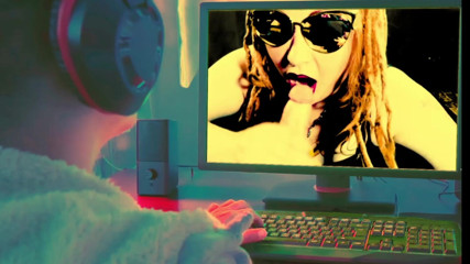 Campsissyboi: 2 sborrate istruzioni per un pompino uno ingoio una sputa...
