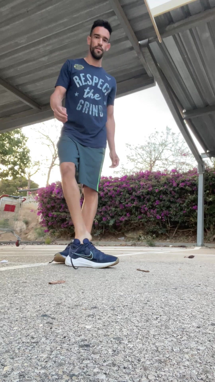 Paul Williams: スーパーの駐車場で裸で捕まった