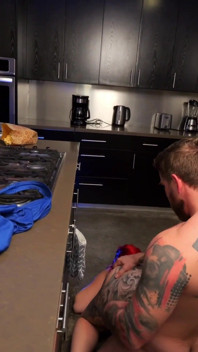 Ibu Tiri Tertangkap Berkongkek Dan Sertai