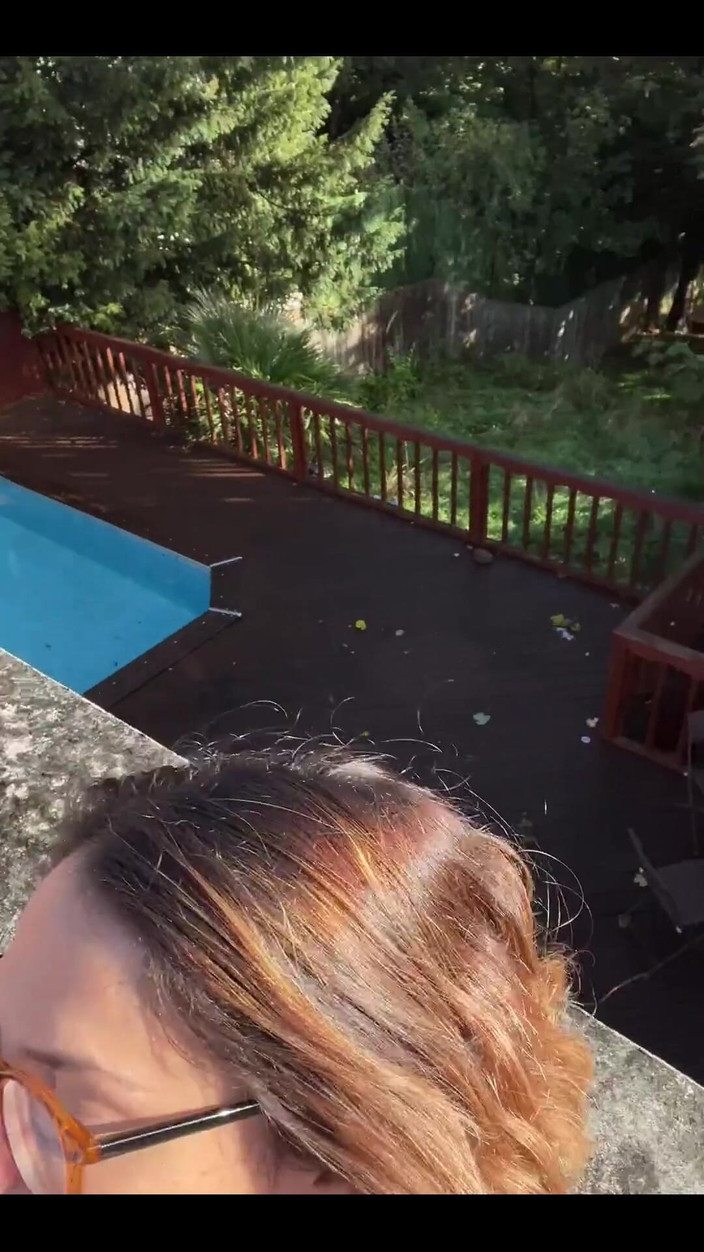 Countess diamond: 人里離れたバルコニーでコーヒー