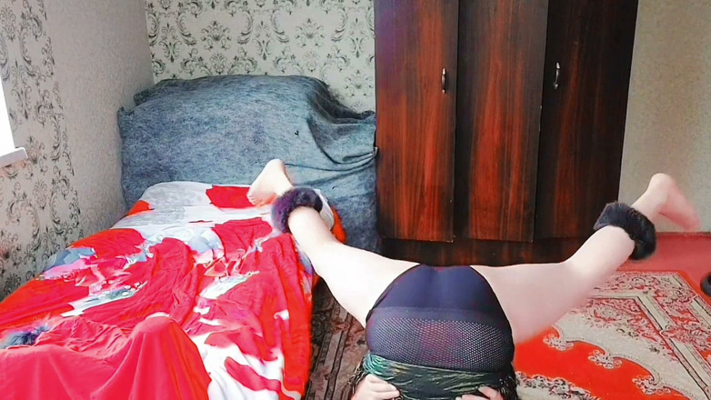 Kitty_Cross: Bella femboy modella cosplayer pornostar