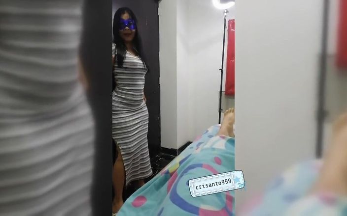 Milf latina n destefi: Mi invitano in stanza con la matrigna matura.