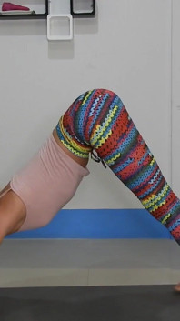 Do You Lke Yoga Girls? and Yoga Pants Ass?