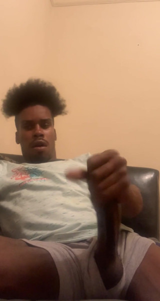 Prettyboy J: 2 handed jerk off