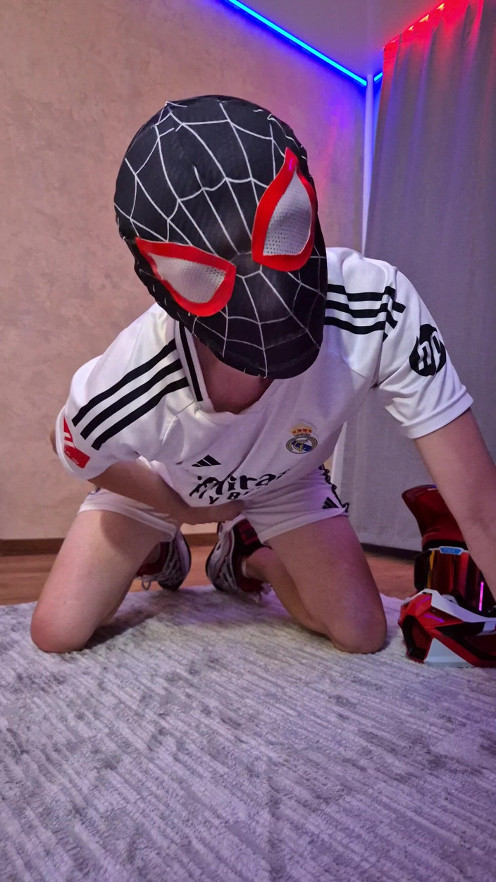Sneakersmax98: The Young Spider-man Cum All Over Osiris Sneakers
