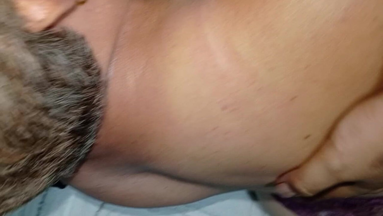 Milfta boohot: Mogen GILf suger min kuk som en expert