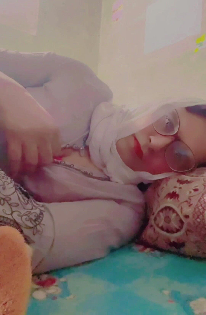 Apple00001: 트랜스젠더가 청록색이 아니라고 생각하시나요?