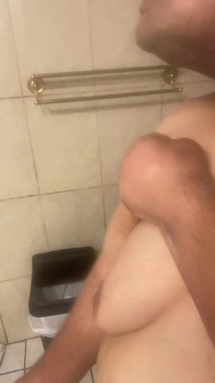 Chubbytits16: Aku Butuh Suami