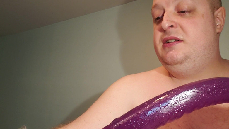 Charlieboy69: Hluboké hrdlo dildo