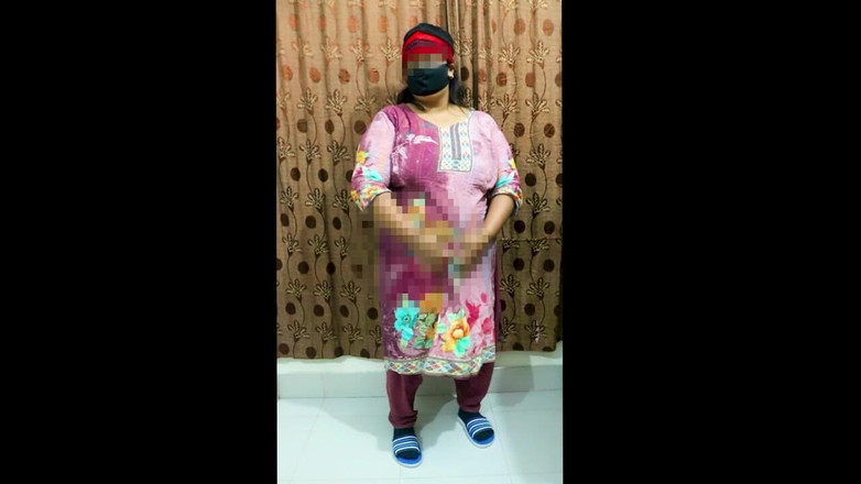 Morjenabb: Pertunjukan desi bogel Bangladesh menjolok cakap kotor desi