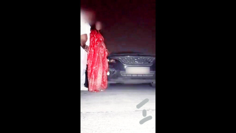 Crazy xyz studio: 印度普拉尼亚在路上被警察警笛后入