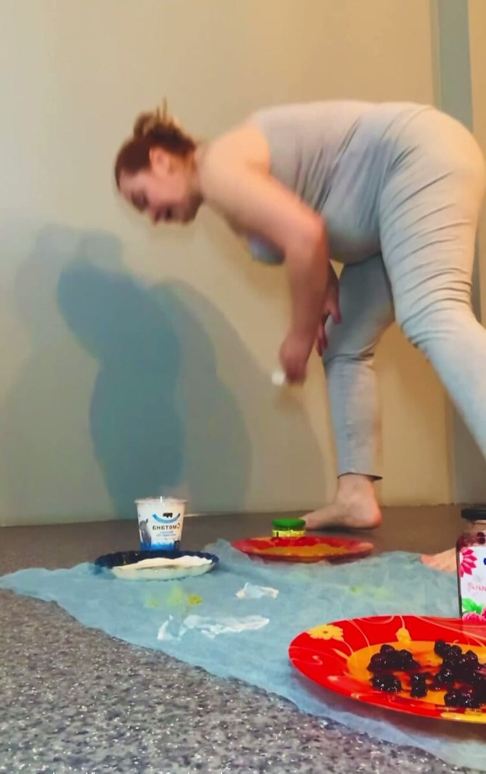 VikkiGeorgia: Jídlo nožní hrátky