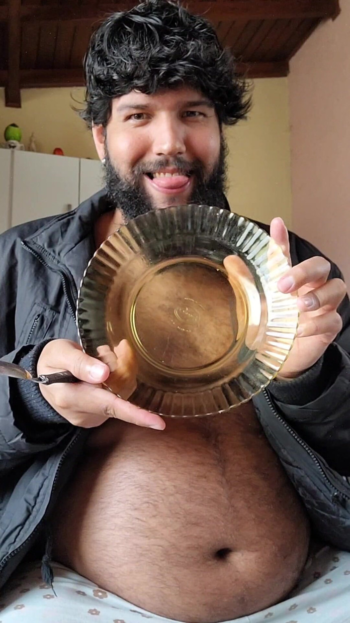 Luksmen1: Luksmen1gainer, Burps, Jerkoff, Cum Shot, Fat, Beard, Chubby