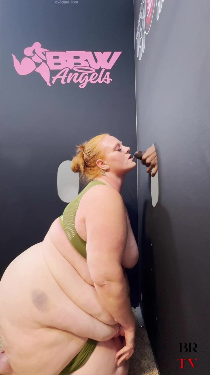 Blvck Rose TV: Si semok julie ginger dicrot di muka sama orang asing...