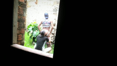 MiguellTrajano: 送货员爬上一块废弃的空地，在无套的情况下发生性关系——第二部分