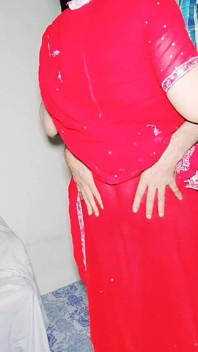 Bhabhi Semok Desi Memakai Saree Seks Anal Berdiri