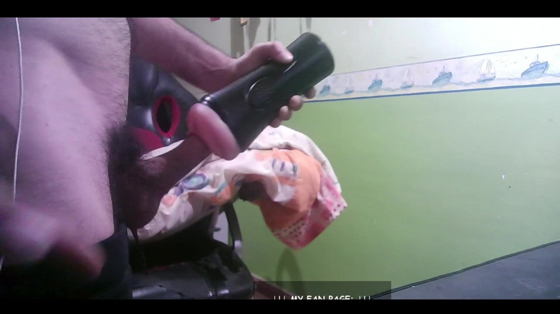 The girls' cave of fear: Fleshlight