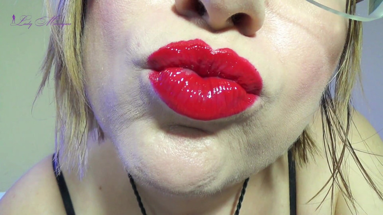 Morrigan Havoc: Lipgloss &amp; gincut merah
