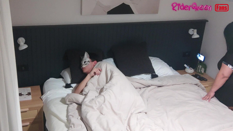 Riderqueen: Loving Stepmom, Only Fans in Slow Motion, in the King...