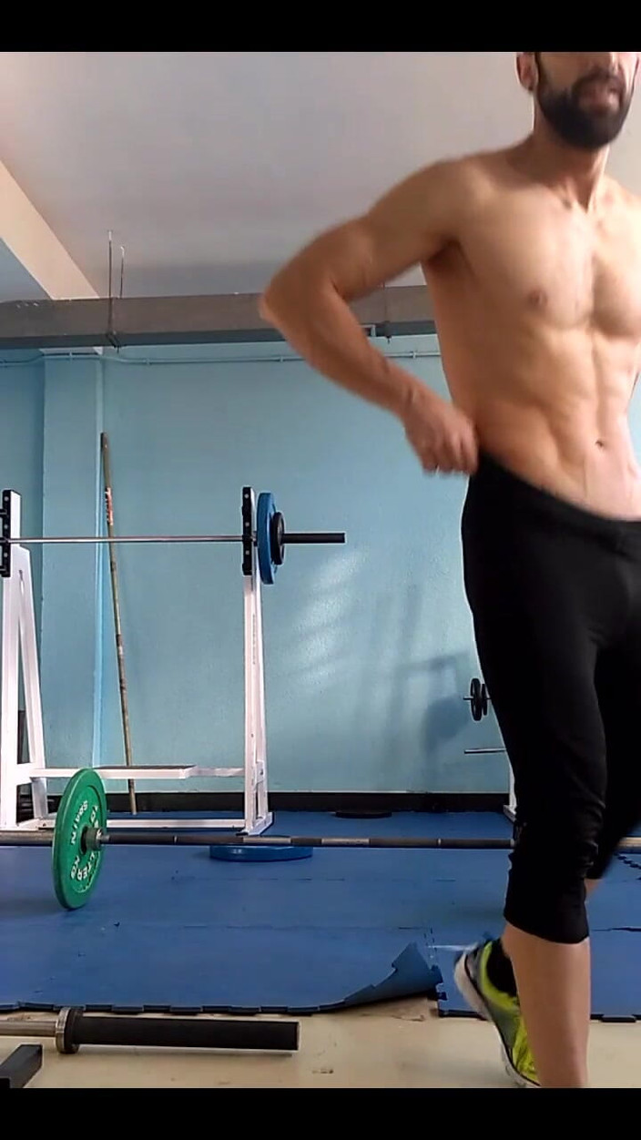 Zeus Ray: Entrenamiento en el Gimnasio ...